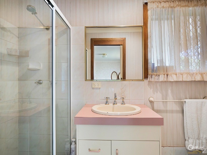 63 Jennifer Crescent, Darling Heights QLD 4350