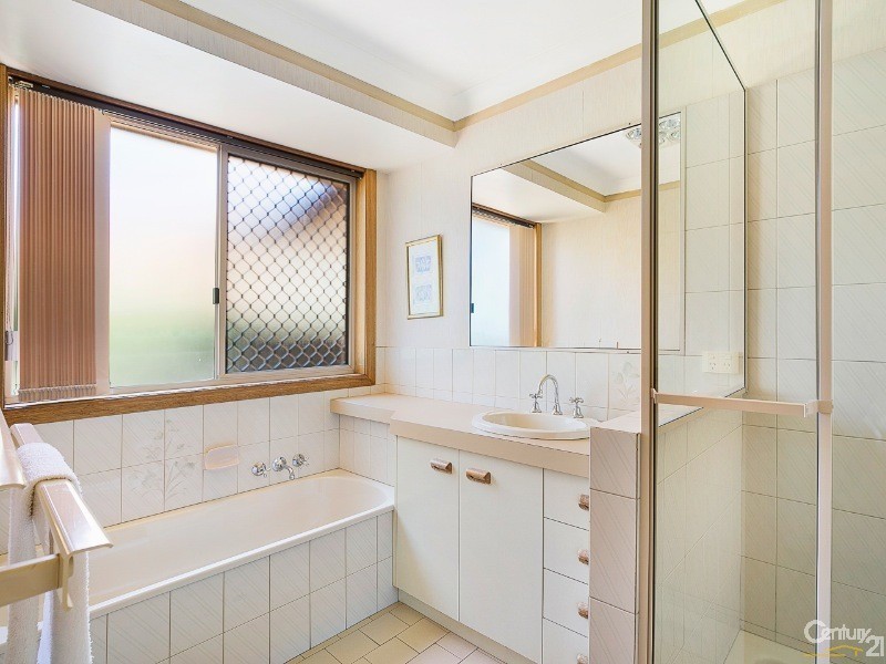 63 Jennifer Crescent, Darling Heights QLD 4350