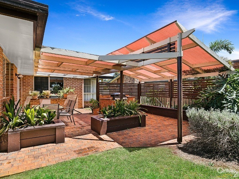 63 Jennifer Crescent, Darling Heights QLD 4350