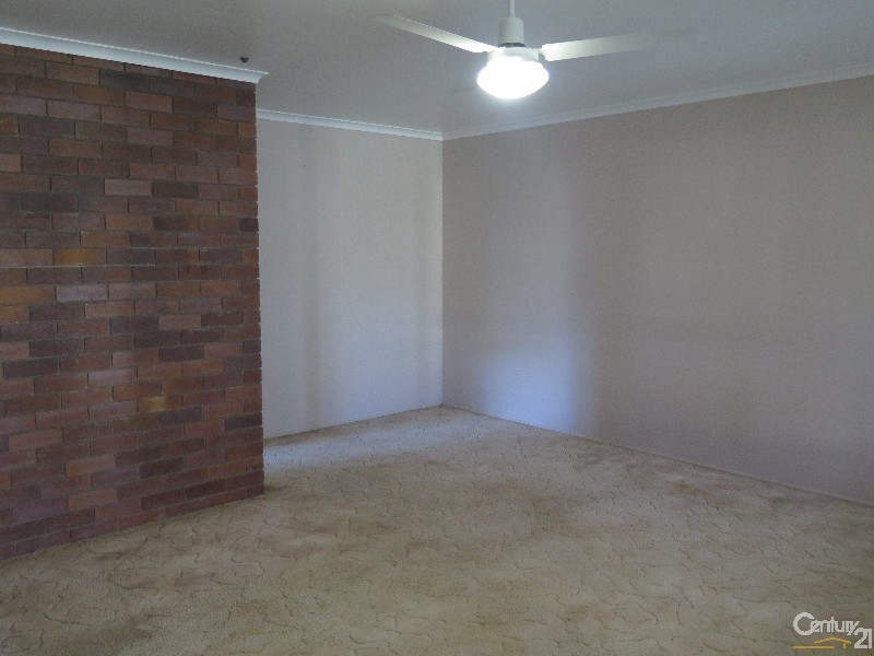 49 Arabian Street, Harristown QLD 4350