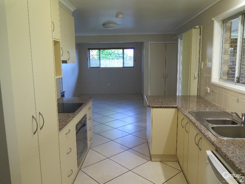 49 Arabian Street, Harristown QLD 4350