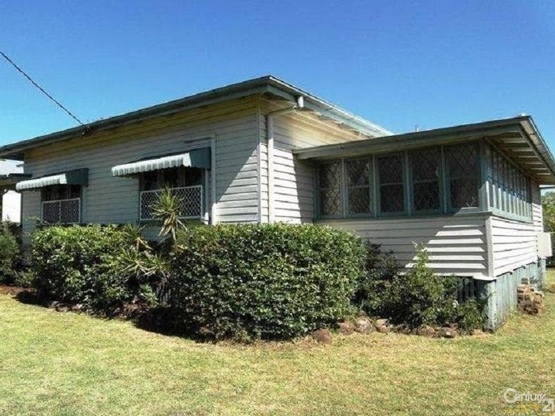 37 Clark Street, South Toowoomba QLD 4350