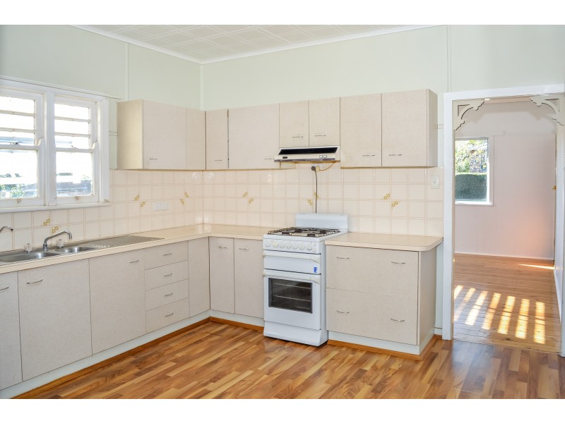 20 Chilcote Street, North Toowoomba QLD 4350