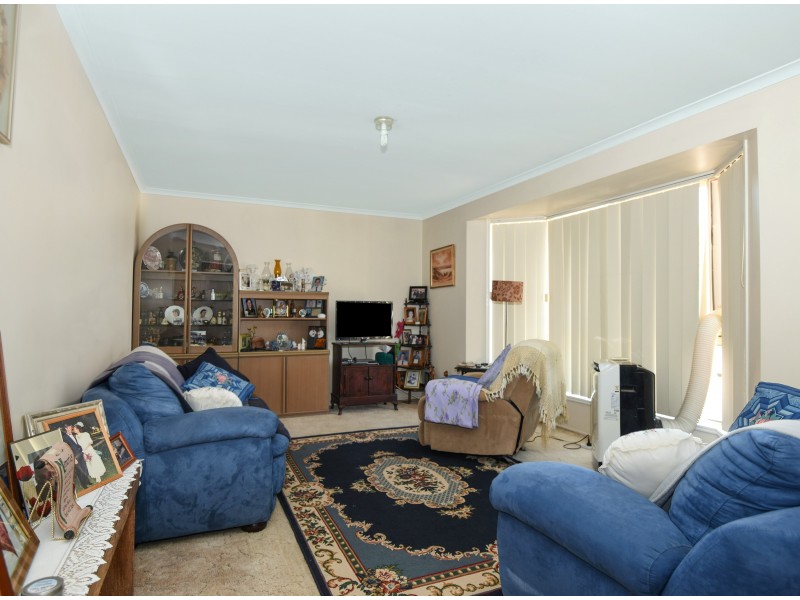 4 Cooper Avenue, Oakey QLD 4401