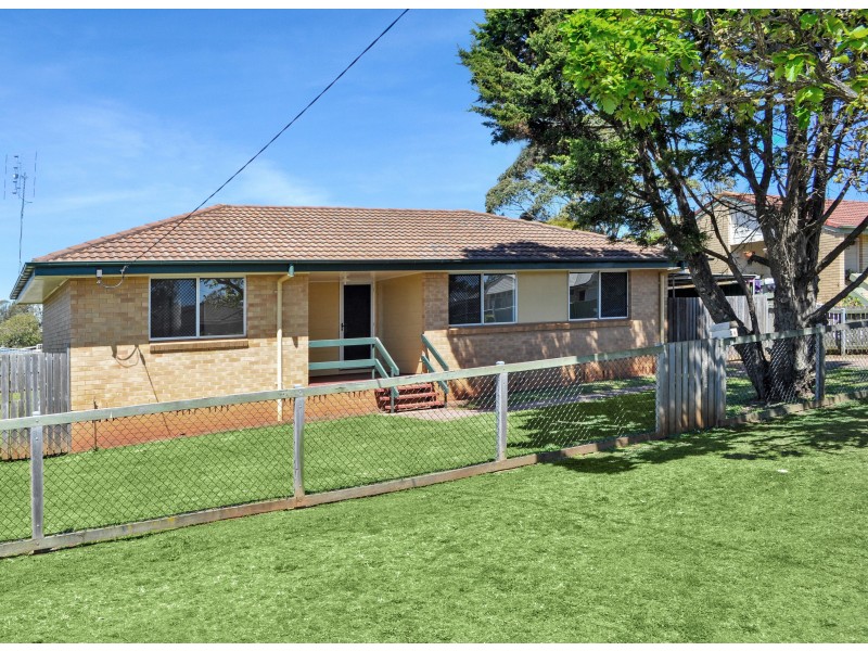 50 O’Quinn Street, Harristown QLD 4350