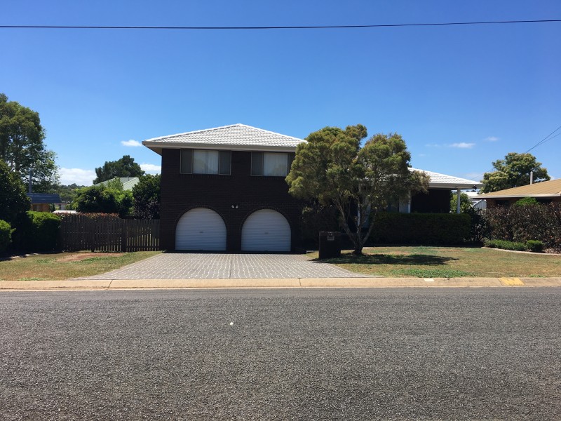 12 Elliott Street, Kearneys Spring QLD 4350