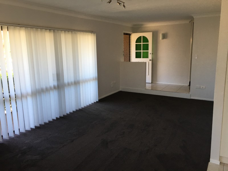 12 Elliott Street, Kearneys Spring QLD 4350