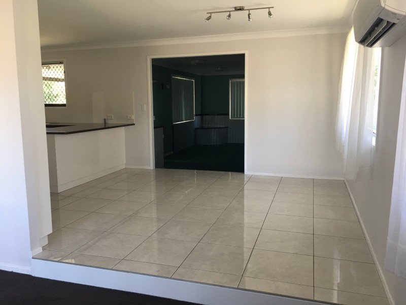 12 Elliott Street, Kearneys Spring QLD 4350