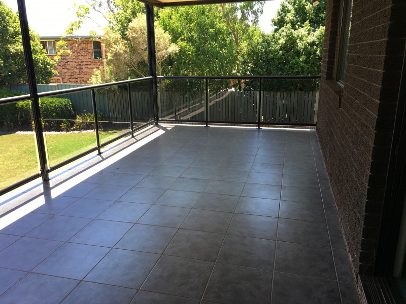 12 Elliott Street, Kearneys Spring QLD 4350