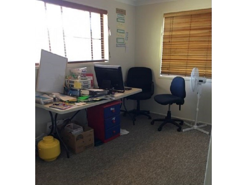 27 McFarlane Street, Wilsonton QLD 4350