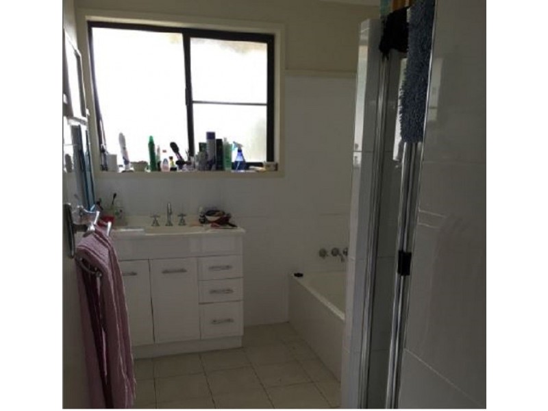 27 McFarlane Street, Wilsonton QLD 4350