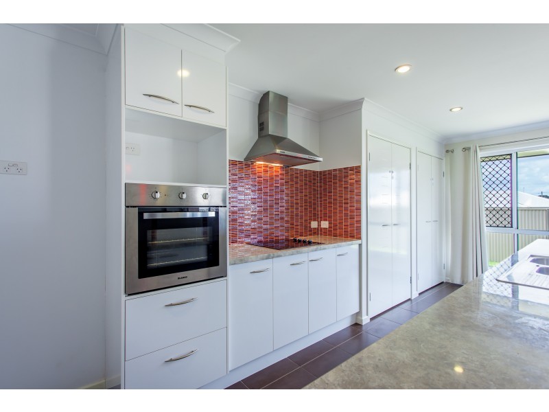 2 O’Grady Street, Kearneys Spring QLD 4350