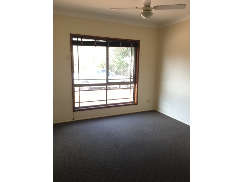 1/7 Suzanne Court, Kearneys Spring QLD 4350