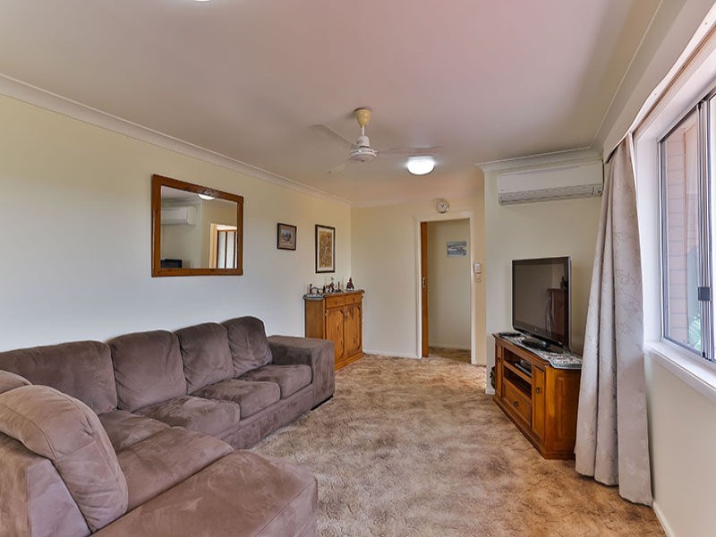 948 Ruthven Street, Kearneys Spring QLD 4350