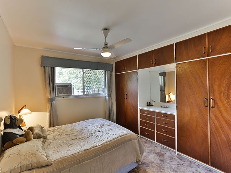 948 Ruthven Street, Kearneys Spring QLD 4350