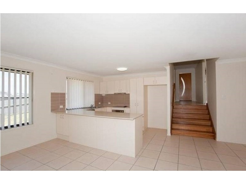 2 Moorina Drive, Harristown QLD 4350