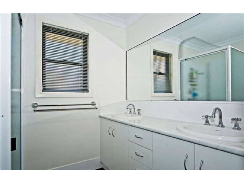 24 Whitman Street, Westbrook QLD 4350