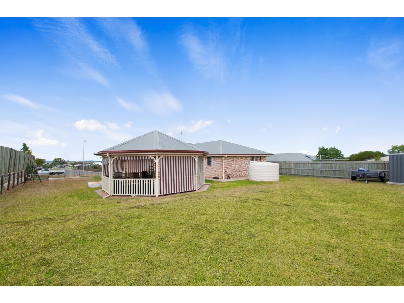 24 Whitman Street, Westbrook QLD 4350