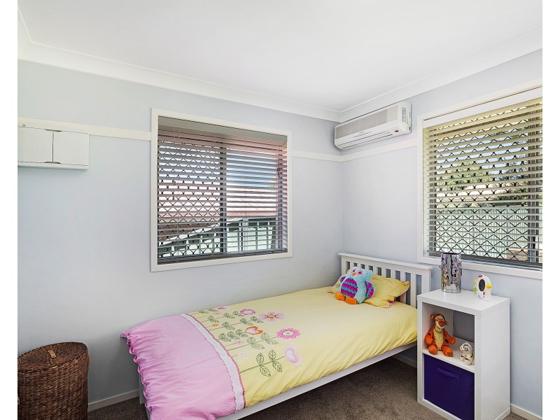 33 Cleary Street, Centenary Heights QLD 4350