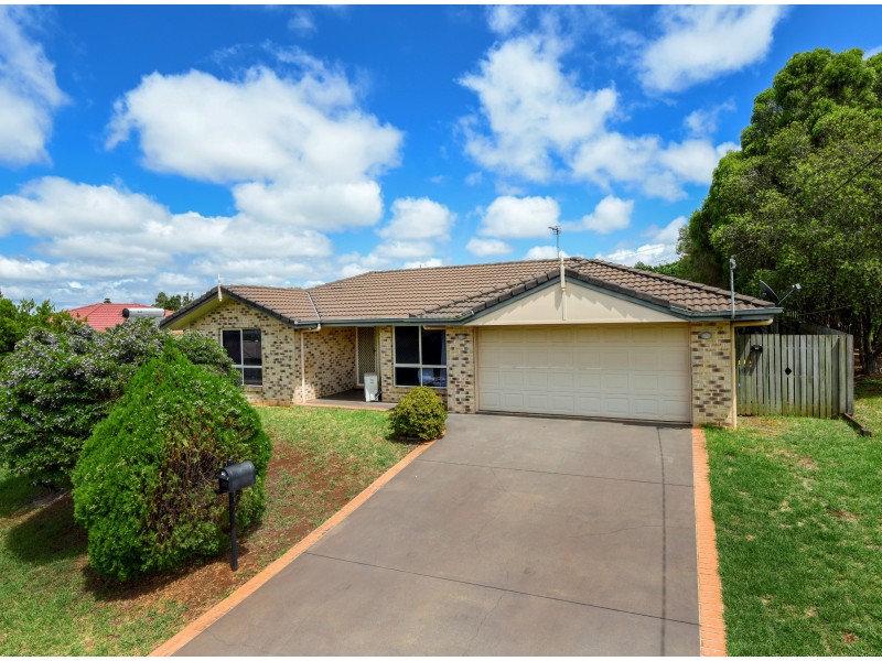 7 Malbec Court, Wilsonton Heights QLD 4350