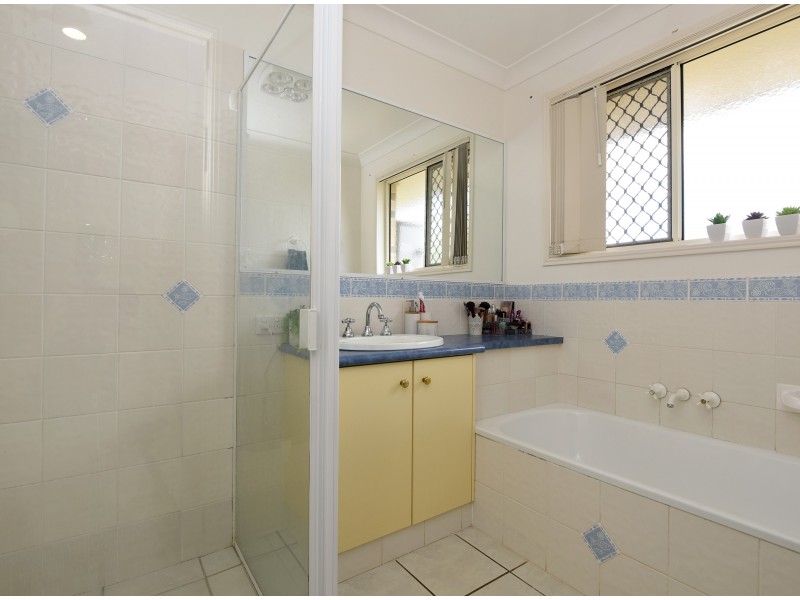 7 Malbec Court, Wilsonton Heights QLD 4350