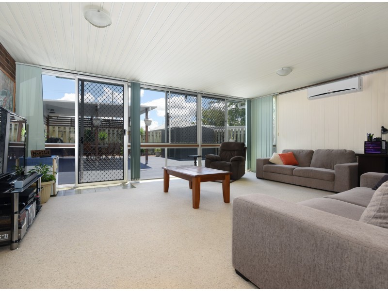 13 Trousdell Court, Rockville QLD 4350