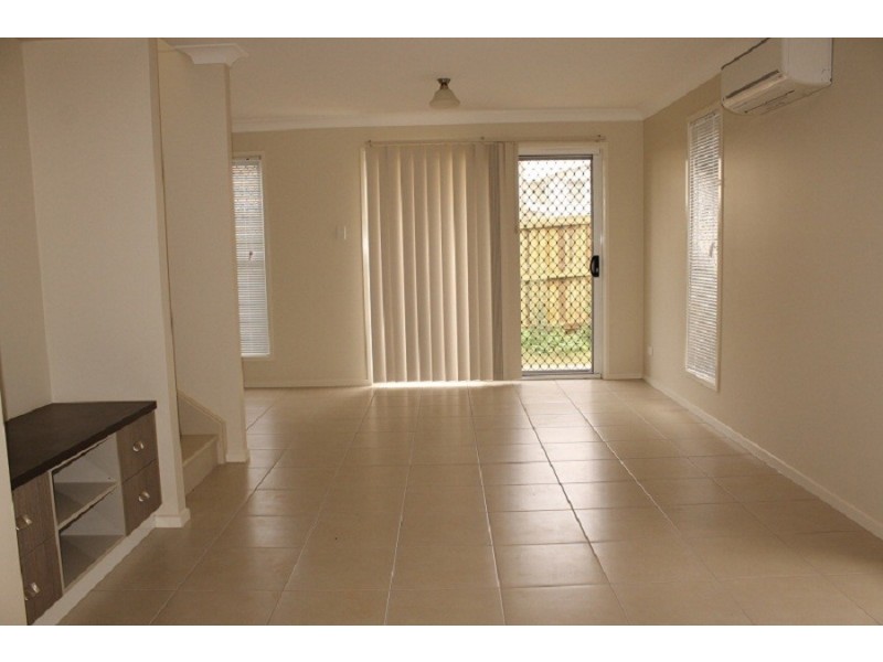 17/373 Greenwattle Street, Wilsonton QLD 4350