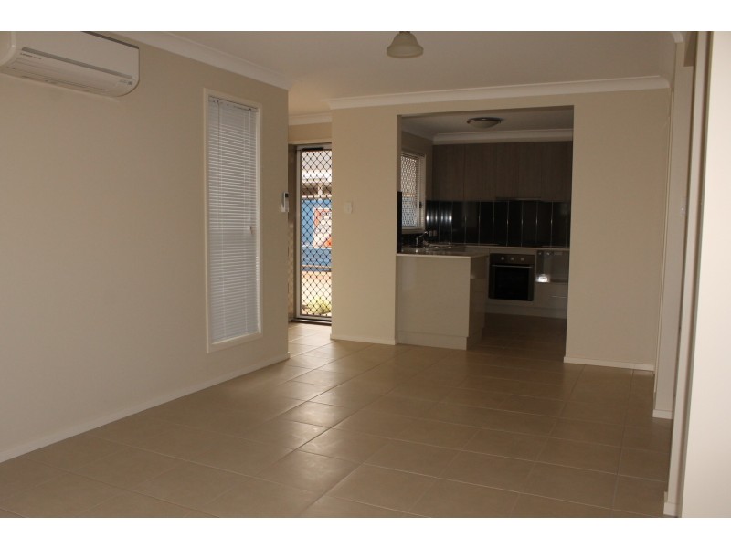 17/373 Greenwattle Street, Wilsonton QLD 4350