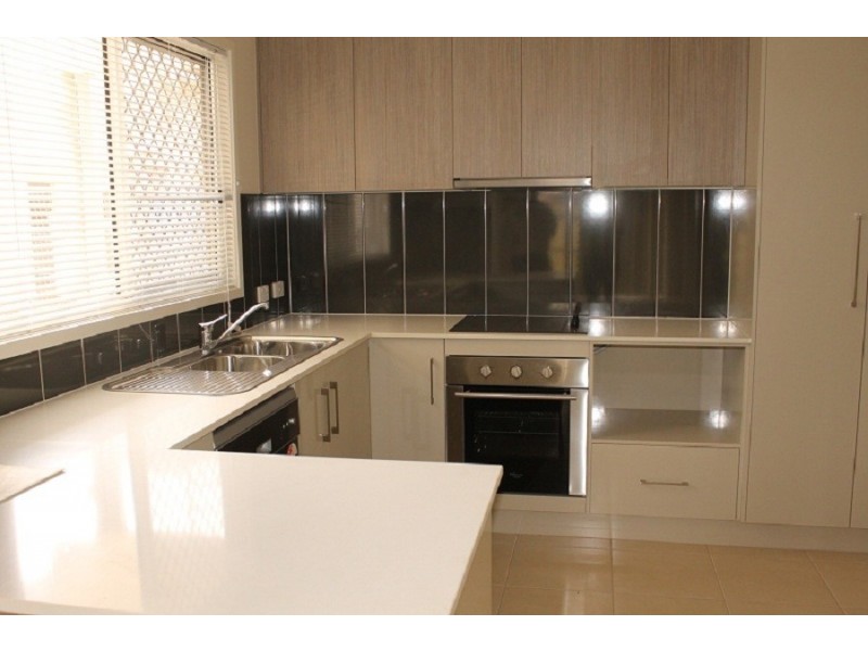 17/373 Greenwattle Street, Wilsonton QLD 4350