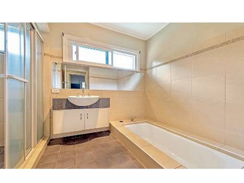 37 East Street, East Toowoomba QLD 4350