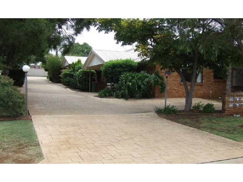 2/32 Stone Street, Wilsonton QLD 4350