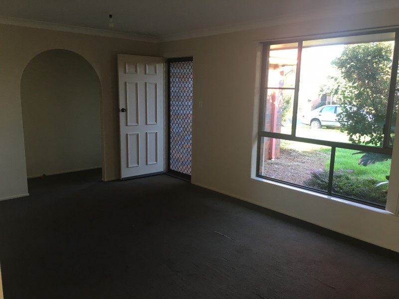 33 Riethmuller Street, Kearneys Spring QLD 4350