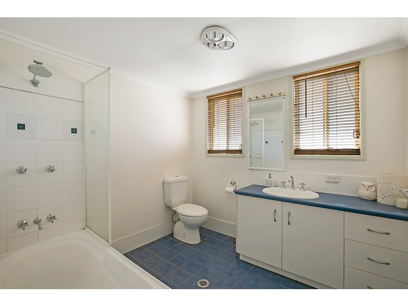 164 Hogg Street, Wilsonton QLD 4350