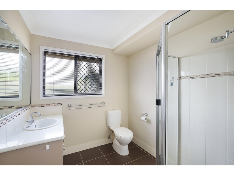 3/249 New England Highway, Harlaxton QLD 4350