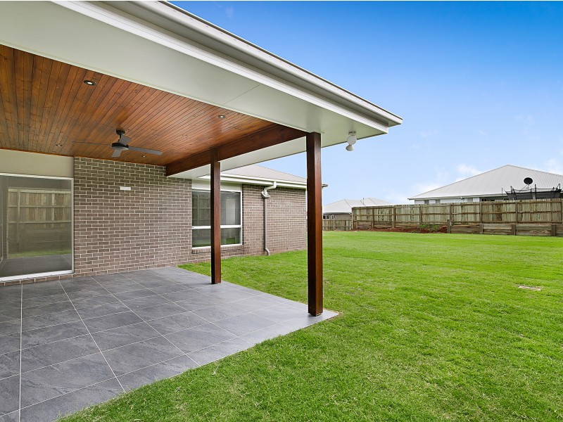 66 Hancock Circuit, Kleinton QLD 4352