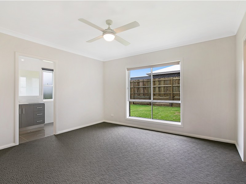 66 Hancock Circuit, Kleinton QLD 4352