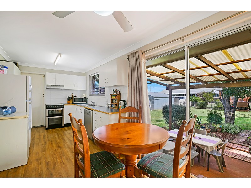 3 Berghofer Street, Rockville QLD 4350