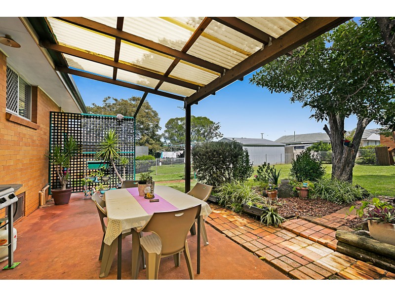 3 Berghofer Street, Rockville QLD 4350
