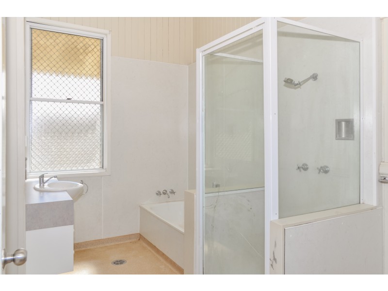 56 Hume Street, North Toowoomba QLD 4350