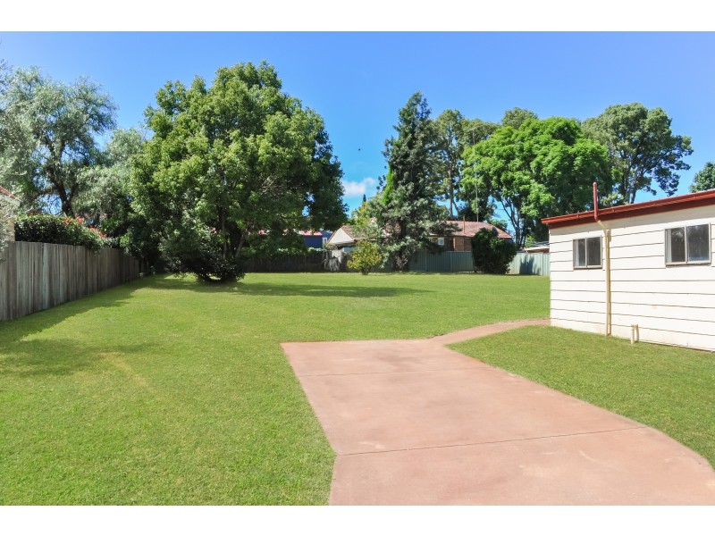 56 Hume Street, North Toowoomba QLD 4350