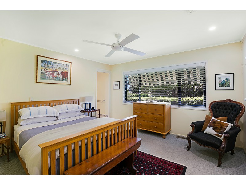 12 McLeod Street, Rangeville QLD 4350