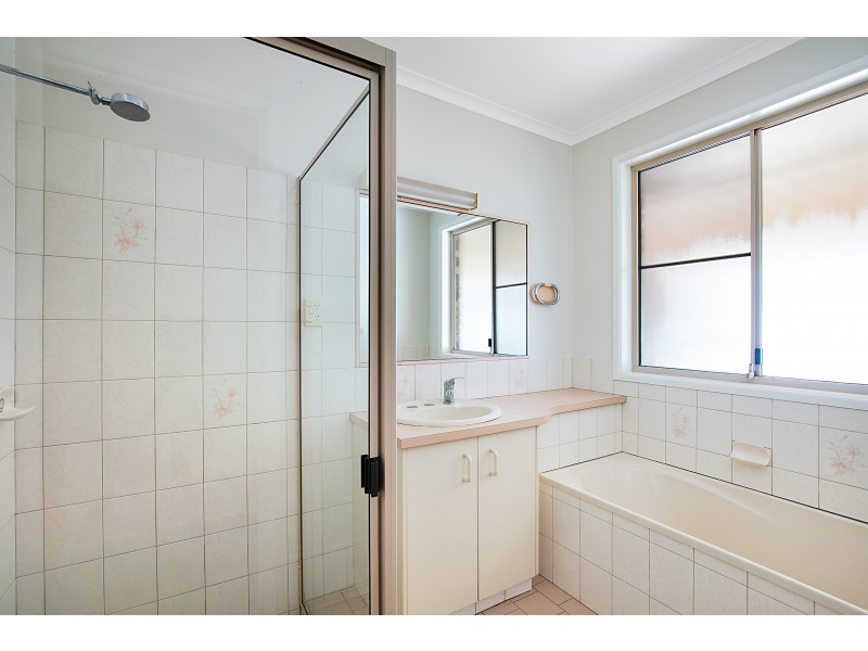 14 Dalzell Crescent, Darling Heights QLD 4350