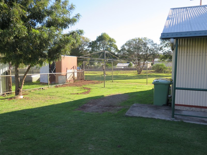 17 Hagan Street, North Toowoomba QLD 4350