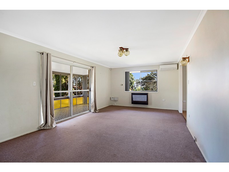 2 Steinmuller Court, Mount Lofty QLD 4350