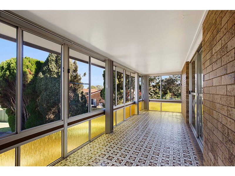 2 Steinmuller Court, Mount Lofty QLD 4350