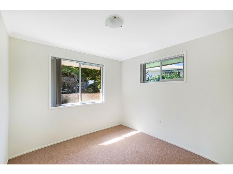 2 Steinmuller Court, Mount Lofty QLD 4350