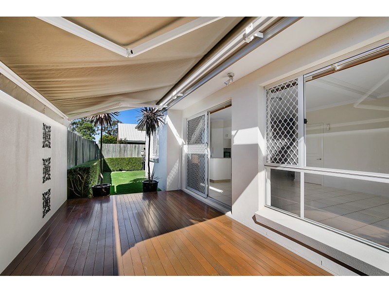 2/200 Ramsay Street, Centenary Heights QLD 4350