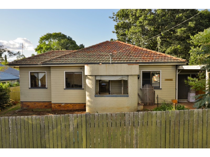 27 James Street, East Toowoomba QLD 4350