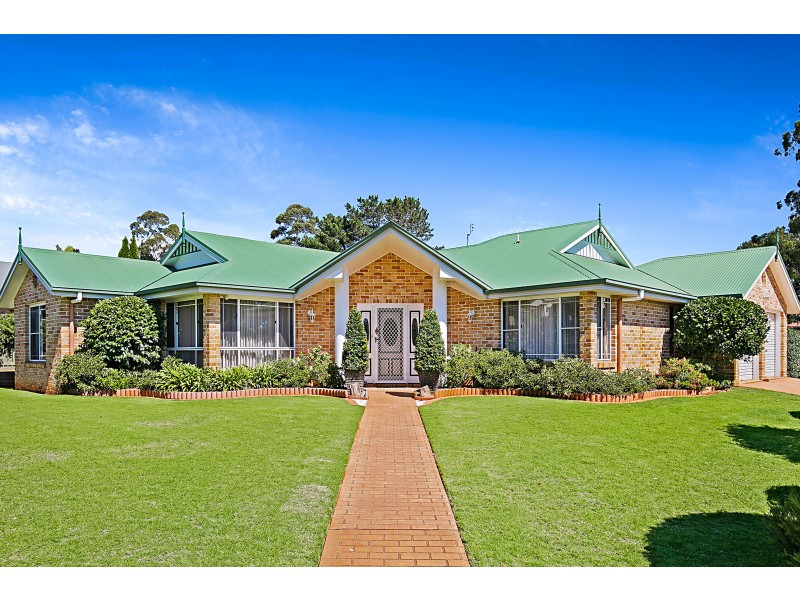 71 Bouganvillea Drive, Middle Ridge QLD 4350