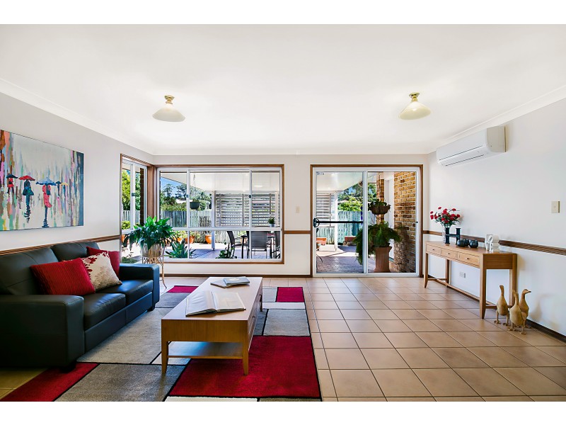 71 Bouganvillea Drive, Middle Ridge QLD 4350